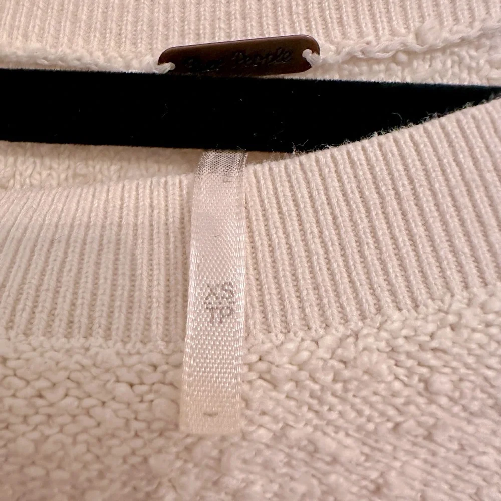 Free People Found My Friend Pullover Sweater XS - Picture 8 of 8